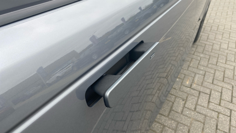 Land Rover Range Rover Velar 2.0 D200 MHEV Dynamic SE 5dr Auto Diesel Estate